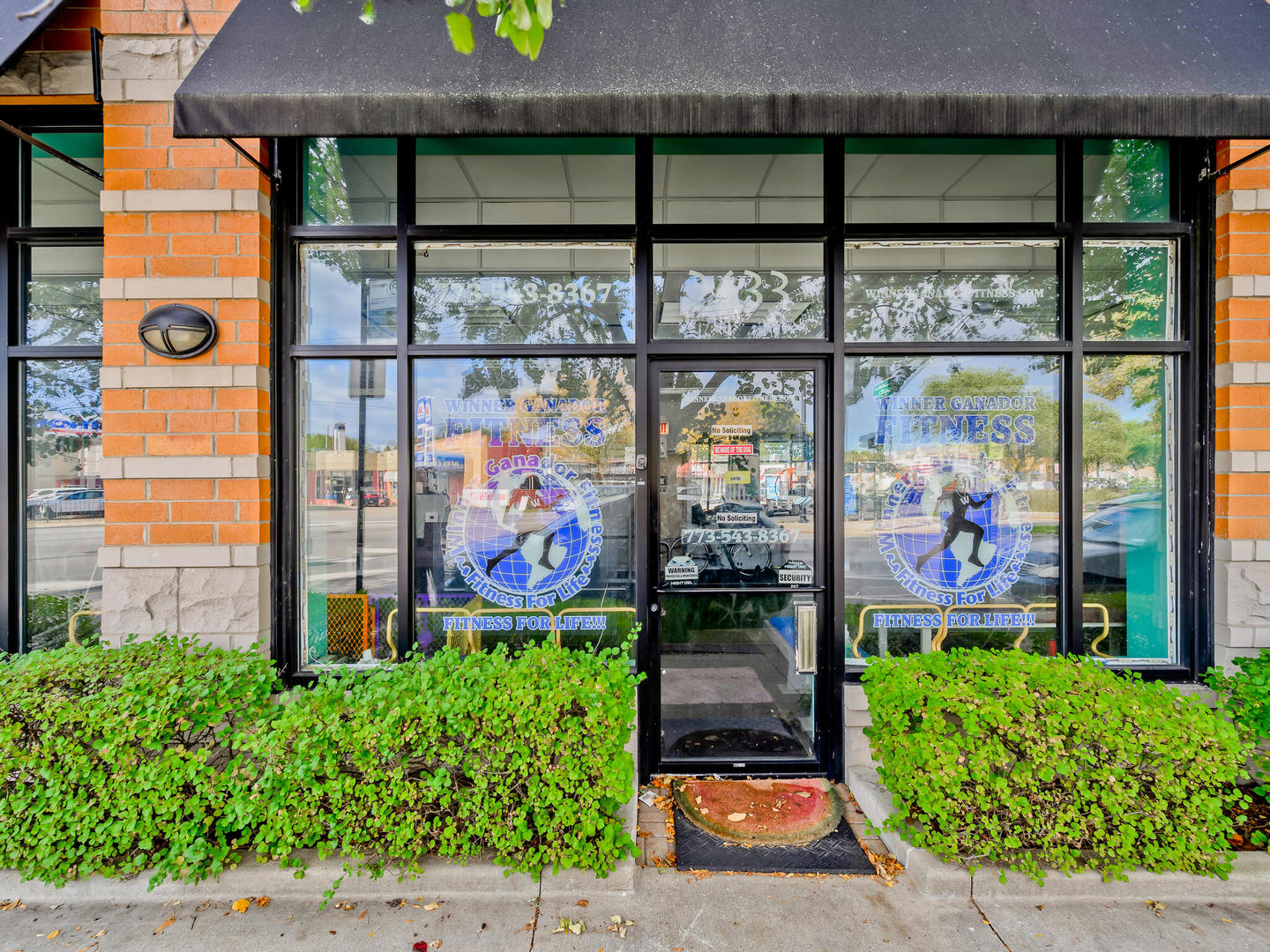 2633 W Bryn Mawr Avenue C3