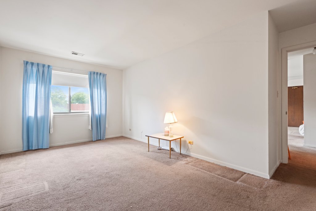 707 W Central Road 2C6