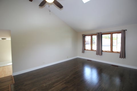 Tiny photo for 5950 W 87th Place, Oak Lawn, IL 60453 (MLS # 12744505)