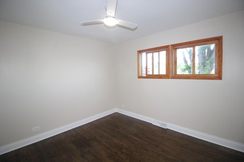 Tiny photo for 5950 W 87th Place, Oak Lawn, IL 60453 (MLS # 12744505)