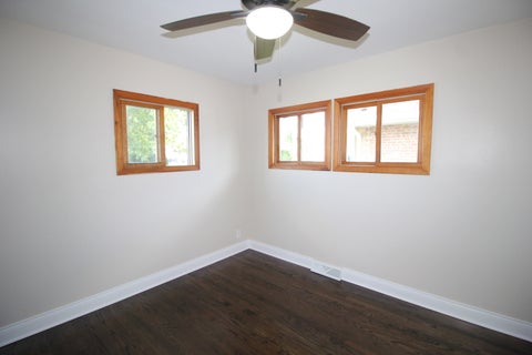 Tiny photo for 5950 W 87th Place, Oak Lawn, IL 60453 (MLS # 12744505)