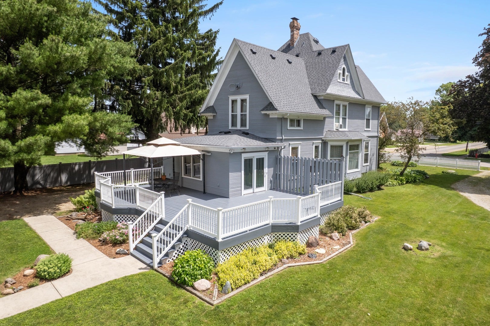 344 Flagg Street