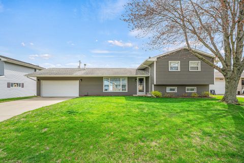 Photo of 903 Wiker Drive, Rock Falls, IL 61071 (MLS # 12620080)