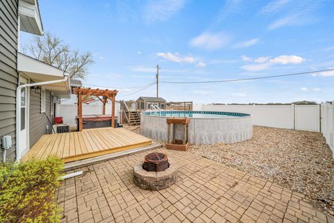 Tiny photo for 903 Wiker Drive, Rock Falls, IL 61071 (MLS # 12620080)