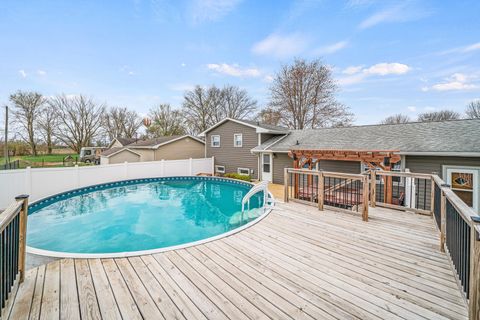 Tiny photo for 903 Wiker Drive, Rock Falls, IL 61071 (MLS # 12620080)