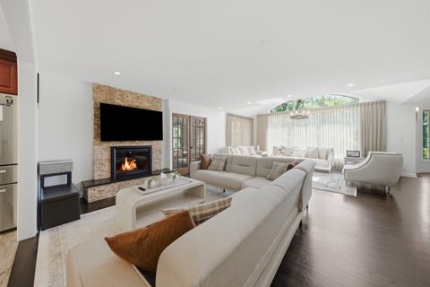 Tiny photo for 10S230 Grant Street, Burr Ridge, IL 60527 (MLS # 12739007)