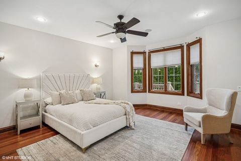 Tiny photo for 3832 W Chase Avenue, Lincolnwood, IL 60712 (MLS # 12613073)