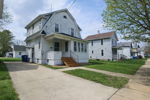 Tiny photo for 511 College Avenue, Dixon, IL 61021 (MLS # 12622821)