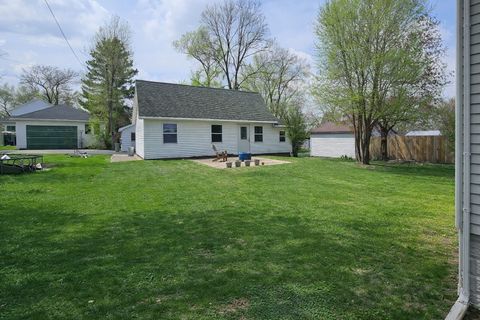 Tiny photo for 511 College Avenue, Dixon, IL 61021 (MLS # 12622821)