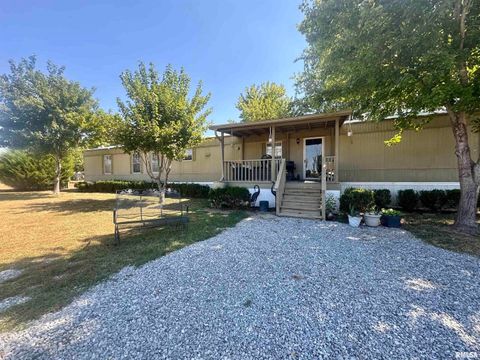 Tiny photo for 16748 N Campground Lane, Mt Vernon, IL 62864 (MLS # 12559444)