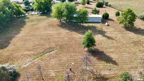 Tiny photo for 16748 N Campground Lane, Mt Vernon, IL 62864 (MLS # 12559444)