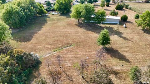 Tiny photo for 16748 N Campground Lane, Mt Vernon, IL 62864 (MLS # 12559444)
