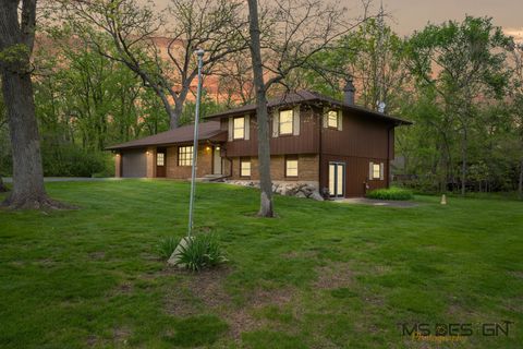 Photo of 12725 Ellen Drive, Genoa, IL 60135 (MLS # 12639192)