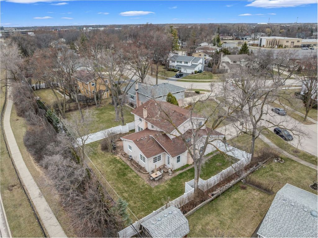 listing image 49