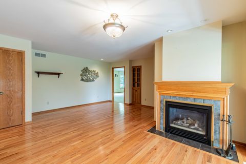 Tiny photo for 154 E US 34 Highway, Mendota, IL 61342 (MLS # 12526684)