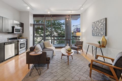 Tiny photo for 860 W Blackhawk Street #204, Chicago, IL 60642 (MLS # 12475704)