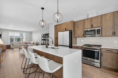 Tiny photo for 30W136 Wheeler Circle, Warrenville, IL 60563 (MLS # 12475416)