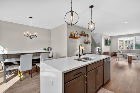 Tiny photo for 30W136 Wheeler Circle, Warrenville, IL 60563 (MLS # 12475416)