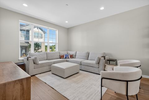 Tiny photo for 30W136 Wheeler Circle, Warrenville, IL 60563 (MLS # 12475416)