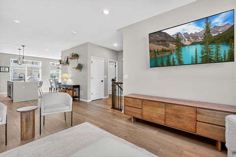 Tiny photo for 30W136 Wheeler Circle, Warrenville, IL 60563 (MLS # 12475416)