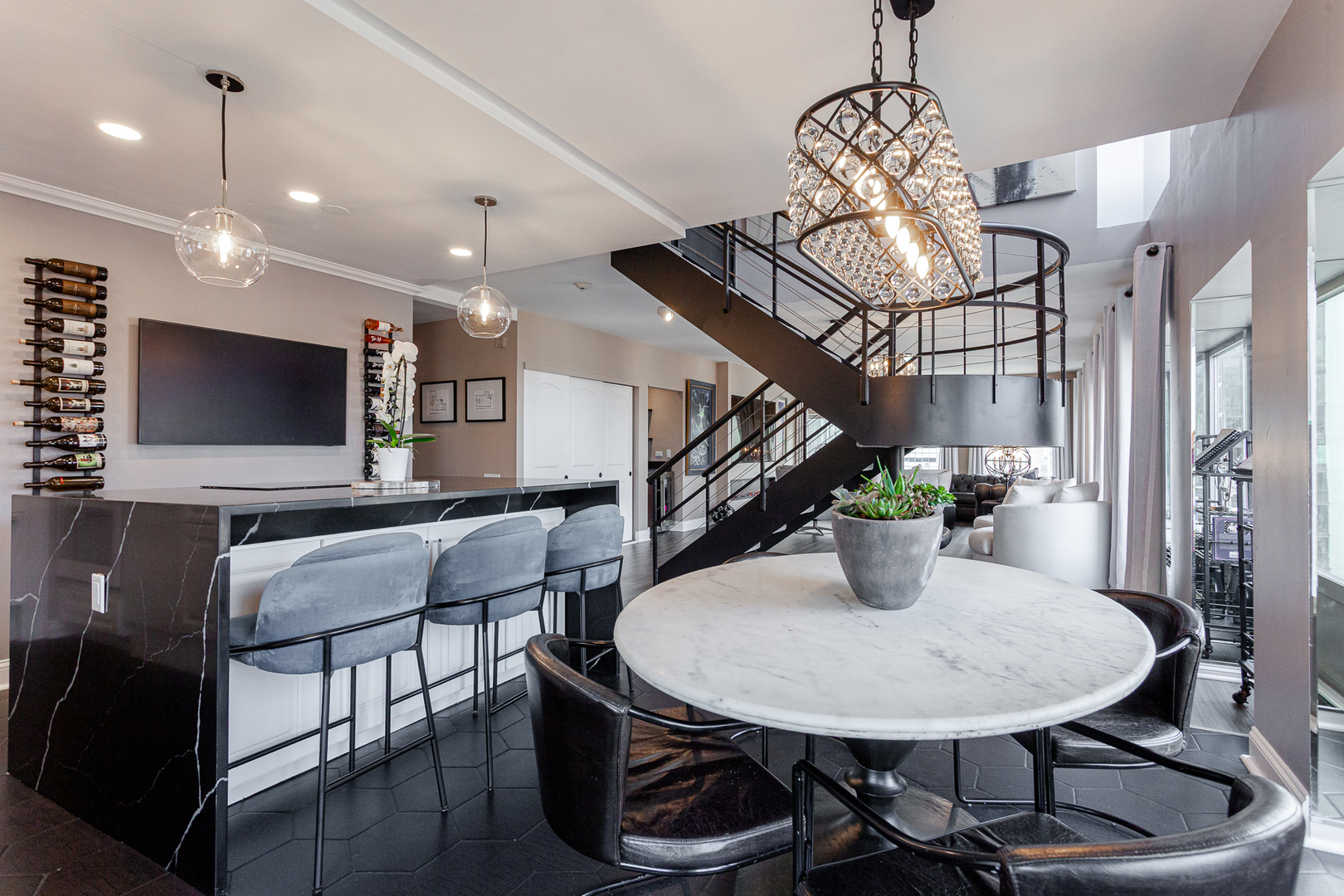 1100 N LAKE SHORE Drive 19C