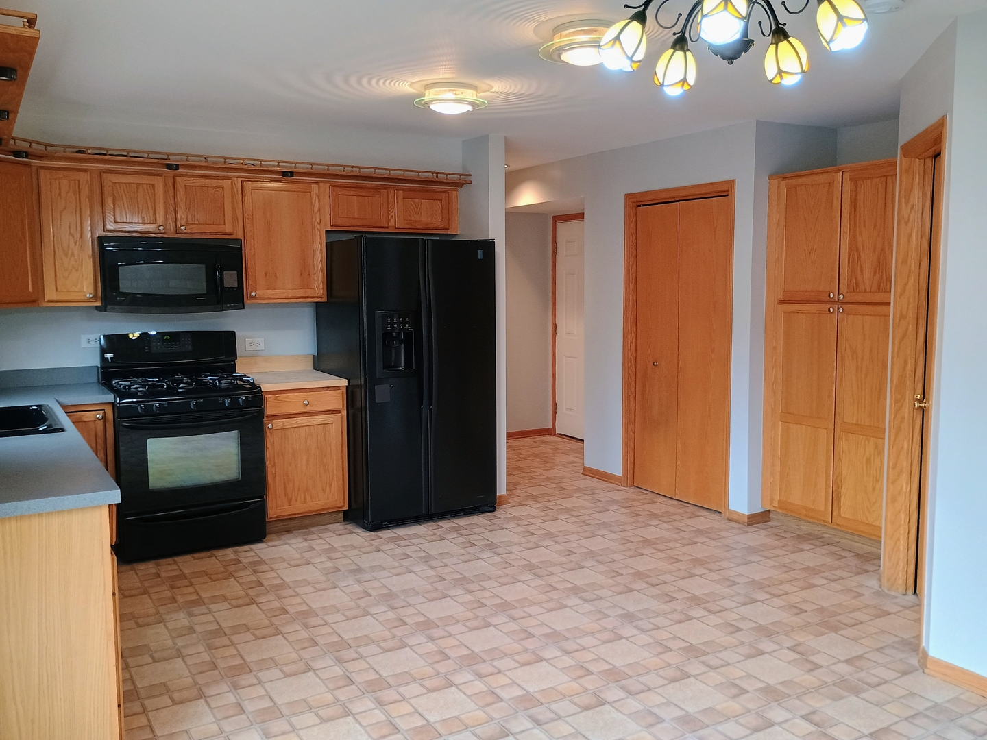 33 Cliffside Circle Drive 33