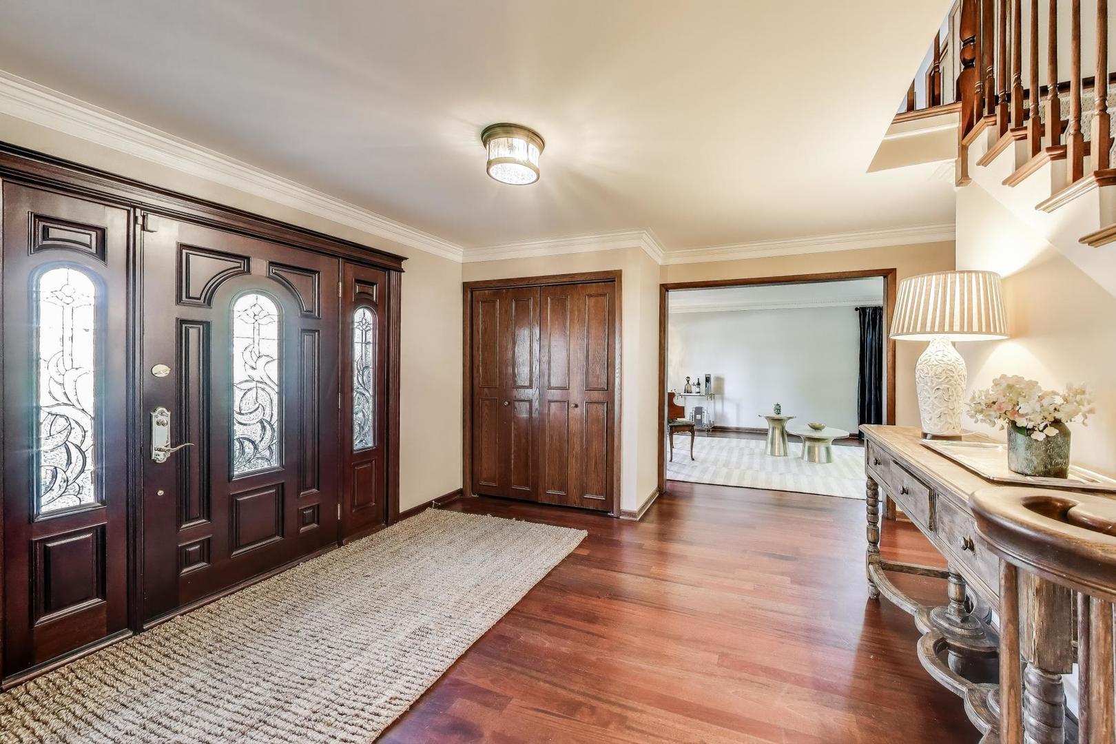 421 Creekside Court