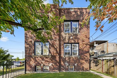 Tiny photo for 733-35 S Lavergne Avenue, Chicago, IL 60644 (MLS # 12524844)