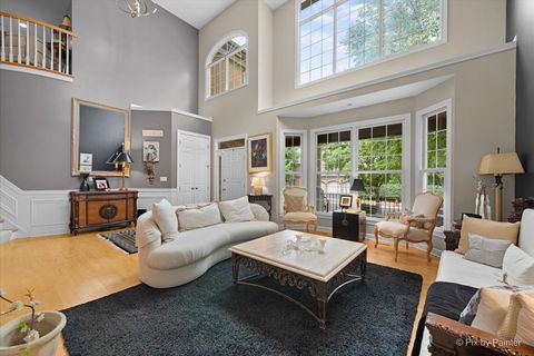 Tiny photo for 951 W Willow Street, Palatine, IL 60067 (MLS # 12464274)