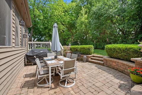 Tiny photo for 951 W Willow Street, Palatine, IL 60067 (MLS # 12464274)