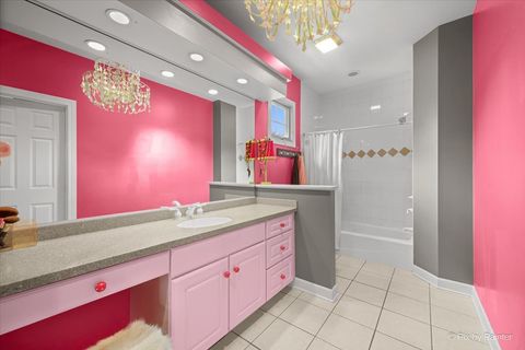 Tiny photo for 951 W Willow Street, Palatine, IL 60067 (MLS # 12464274)