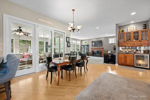 Tiny photo for 951 W Willow Street, Palatine, IL 60067 (MLS # 12464274)