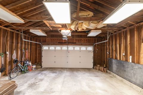 Tiny photo for 514 Brookwood Trail, McHenry, IL 60050 (MLS # 12635319)