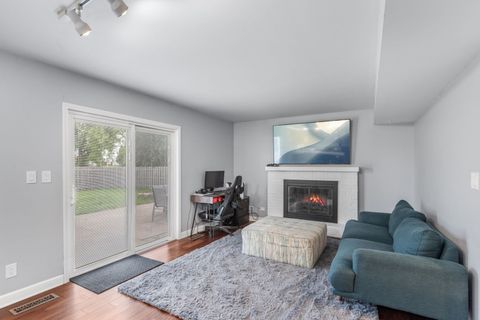 Tiny photo for 514 Brookwood Trail, McHenry, IL 60050 (MLS # 12635319)