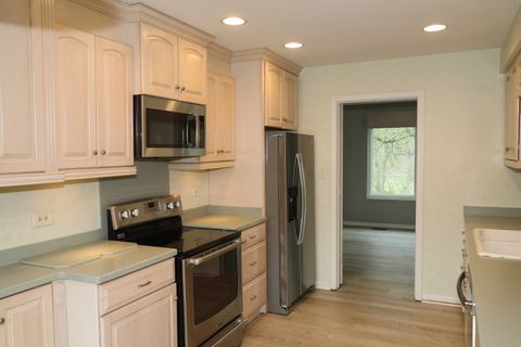 Tiny photo for 787 Oak Hill Road #467, Lake Barrington, IL 60010 (MLS # 12569120)