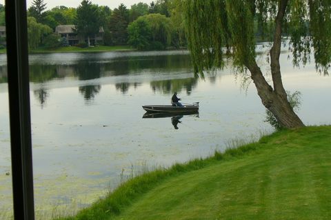 Tiny photo for 787 Oak Hill Road #467, Lake Barrington, IL 60010 (MLS # 12569120)