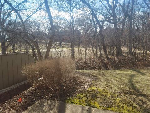 Tiny photo for 787 Oak Hill Road #467, Lake Barrington, IL 60010 (MLS # 12569120)