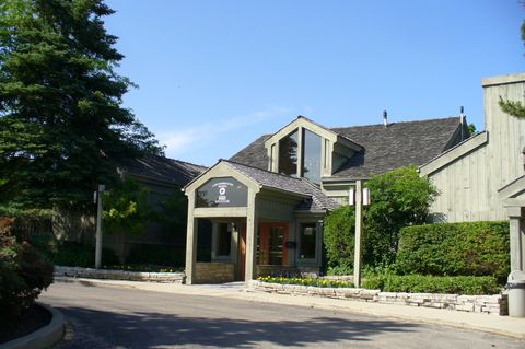 Tiny photo for 787 Oak Hill Road #467, Lake Barrington, IL 60010 (MLS # 12569120)