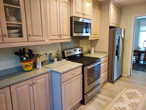 Tiny photo for 787 Oak Hill Road #467, Lake Barrington, IL 60010 (MLS # 12569120)