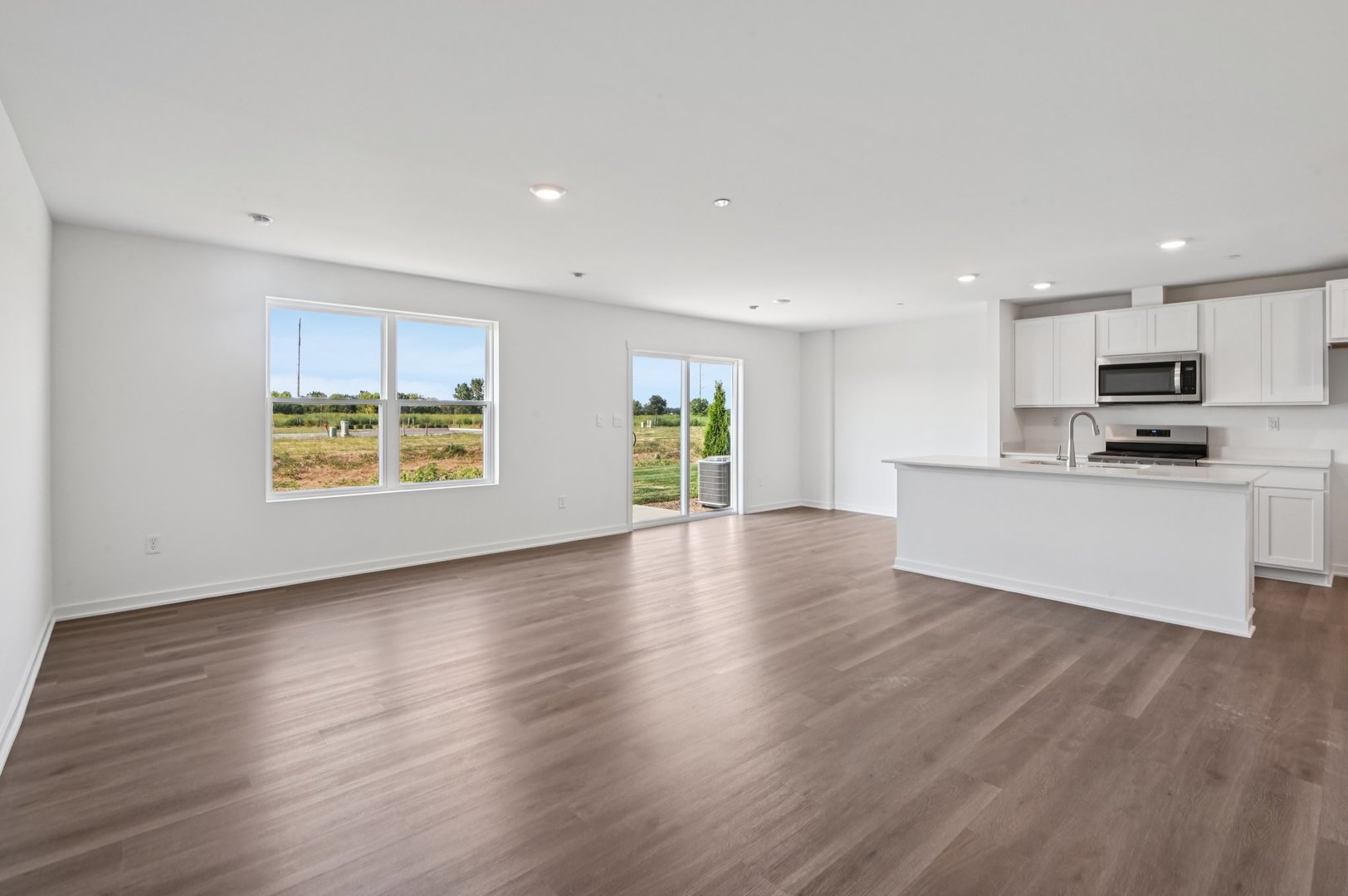 3536 Richardson Circle