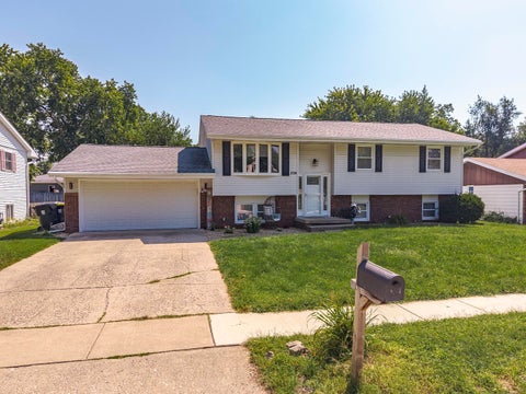 Photo of 204 Rebecca Lane, Normal, IL 61761 (MLS # 12744274)