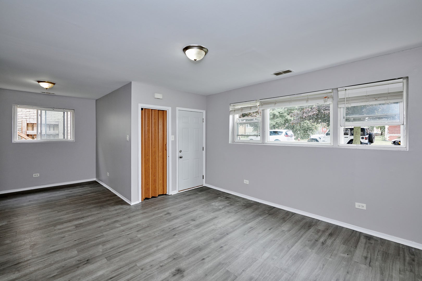 824 S 13th Avenue