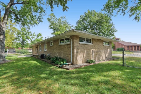 Tiny photo for 1701 S Anderson Street, Urbana, IL 61801 (MLS # 12755023)