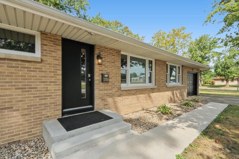 Tiny photo for 1701 S Anderson Street, Urbana, IL 61801 (MLS # 12755023)