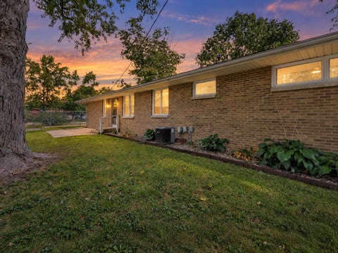 Tiny photo for 1701 S Anderson Street, Urbana, IL 61801 (MLS # 12755023)