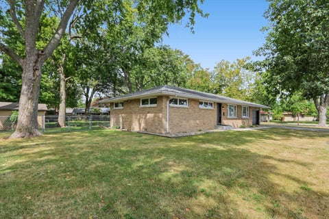 Tiny photo for 1701 S Anderson Street, Urbana, IL 61801 (MLS # 12755023)