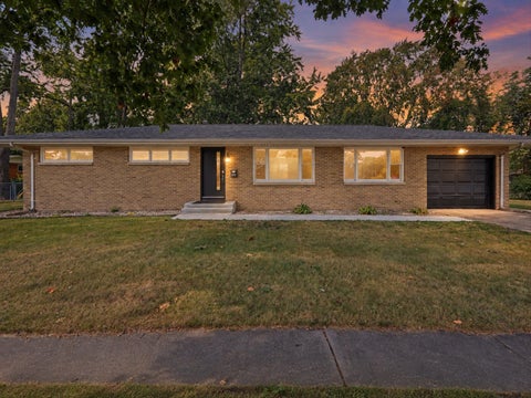 Tiny photo for 1701 S Anderson Street, Urbana, IL 61801 (MLS # 12755023)