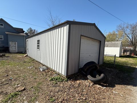 Tiny photo for 506 W College Street, Harrisburg, IL 62946 (MLS # 12591988)