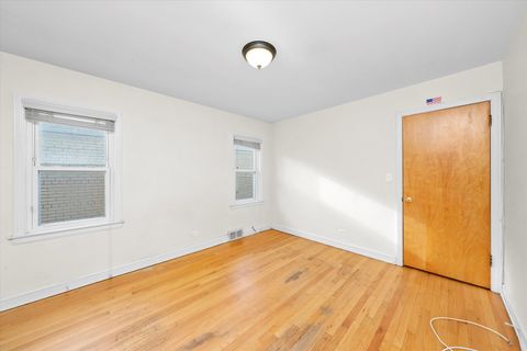 Tiny photo for 9923 S Claremont Avenue, Chicago, IL 60643 (MLS # 12529512)