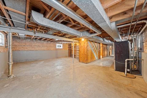 Tiny photo for 9923 S Claremont Avenue, Chicago, IL 60643 (MLS # 12529512)